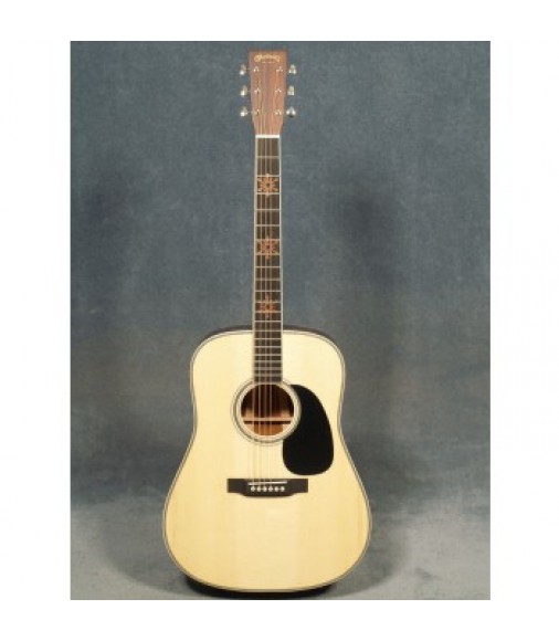 Martin D-35 Seth Avett Guitar with Case with Pickup