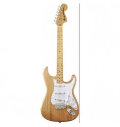 Fender Classic Series 70s Stratocaster in Natural