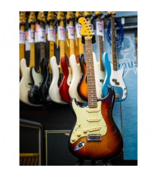 Fender USA Deluxe Stratocaster 3 Tone Sunburst Left Handed (Pre Loved)