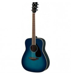 Yamaha FG820 Acoustic in Sea Burst