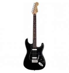 Fender Standard Stratocaster HSH in Black