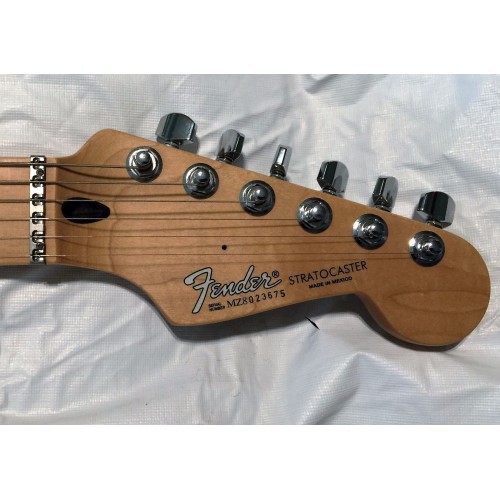 2008 FENDER STRATOCASTER STRAT SEYMOUR DUNCANS LOCKING TUNERS ROLLER
