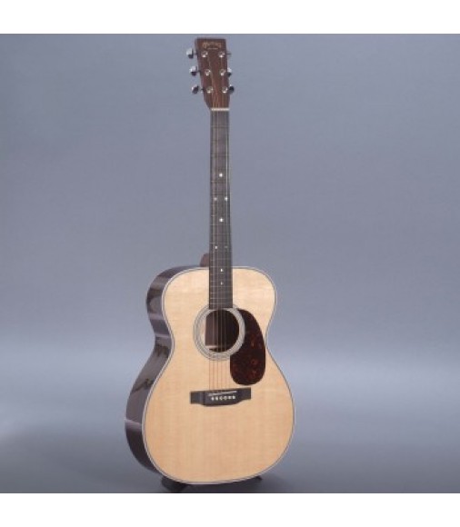 Martin 000-28H Custom Guitar with Case