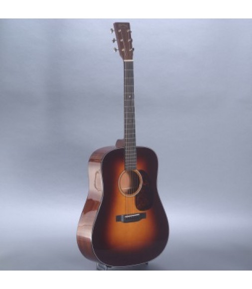 Martin D-18 Sunburst Guitar with Case, 1935 Sunburst Top